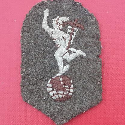Royal Signals - Cloth Trade Badge.