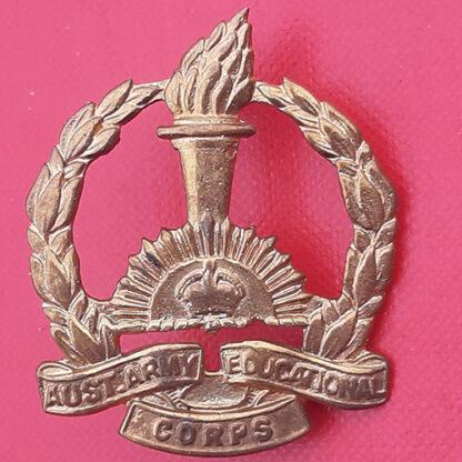 (Australia) Australian Army Education Corps - King's Crown Gilding Metal Cap Badge.