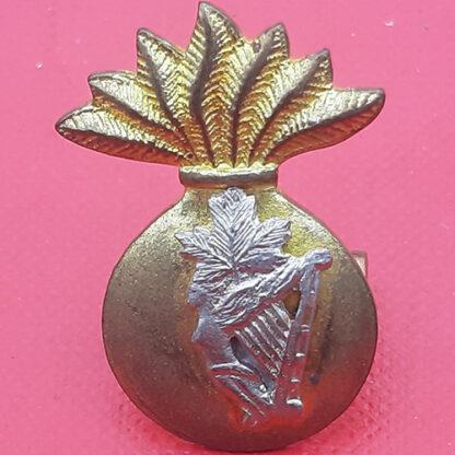 (Canada) The Irish Fusiliers Of Canada - Bi Metal Cap Badge.