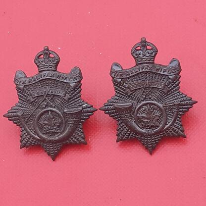 (Canada) The Halifax Regiment - King's Crown Gilding Metal Collar Badges.