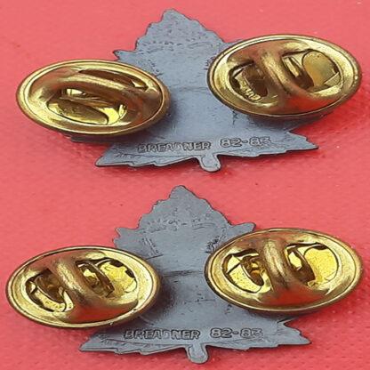 (Canada) The Royal Regina Rifles Regiment - Blackened Brass Collar Badges. - Image 2