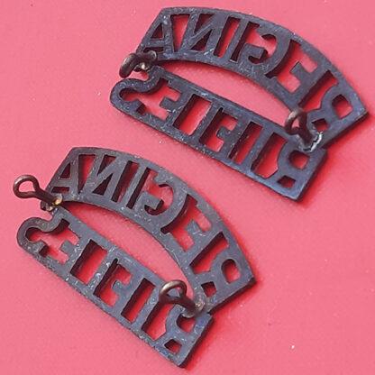 (Canada) The Royal Regina Rifles Regiment - Blackened Brass Shoulder Titles. - Image 2