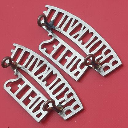 (Canada) The Brockville Rifles - White Metal Shoulder Titles. - Image 2