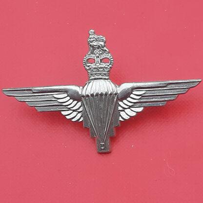 The Parachute Regiment - Queen's Crown White Metal Cap Badge.