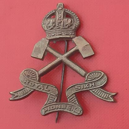 (India) Royal Sikh Pioneers - Gilding Metal Cap Badge.