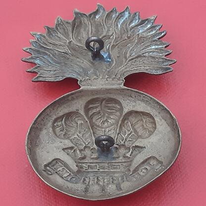 The Royal Welsh Fusiliers - Gilding Metal Glengarry Badge. - Image 2