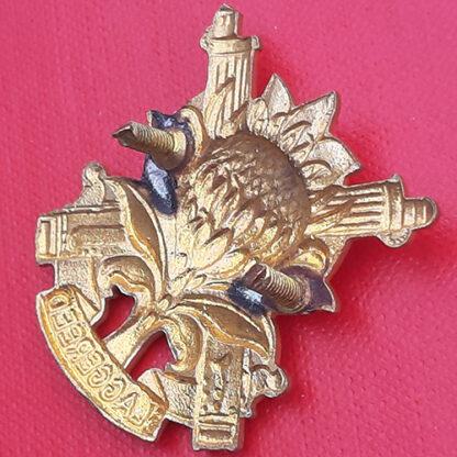 (South Africa) Regiment Langenhoven - Gilding Metal Cap Badge. - Image 2