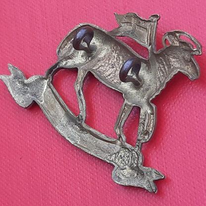 The Queen's Regiment (West Surrey) - Bi Metal Edwardian Cap Badge. - Image 2