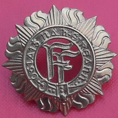 The Irish Army (Fianna Fail) - Gilding Metal Cap Badge.