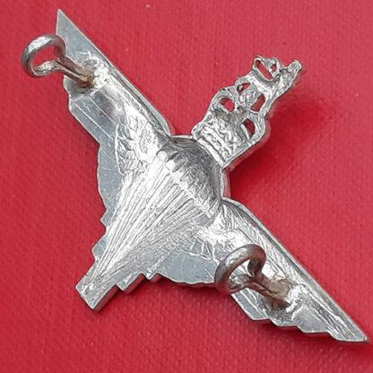 The Parachute Regiment - Queens Crown Silver Cap Badge. - Image 2