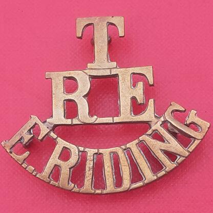 Royal Engineers East Riding Territorials - Gilding Metal Shoulder Title.