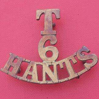 6th Hampshire Territorials - Gilding Metal Shoulder Title.