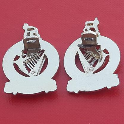 The Queen's Royal Irish Hussars (2nd Pattern) - Gold & Silver Anodised Collar Badges. - Image 2
