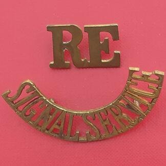 Royal Engineers Signal Service - Gilding Metal 2 Piece Shoulder Title.