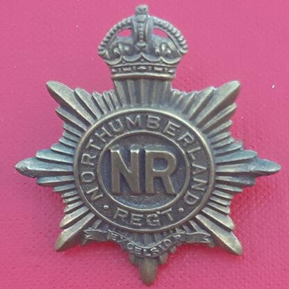 (Canada) The Northumberland Regiment - King's Crown Gilding Metal Cap Badge.