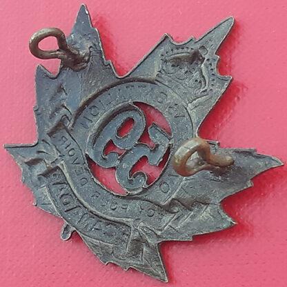 (Canada) 59th Infantry Battalion (Ontario) - King's Crown WW1 Gilding Metal Cap Badge. - Image 2