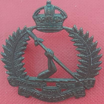 (New Zealand) 16th (Waikato ) Regiment - King's Crown Bronzed Cap Badge.