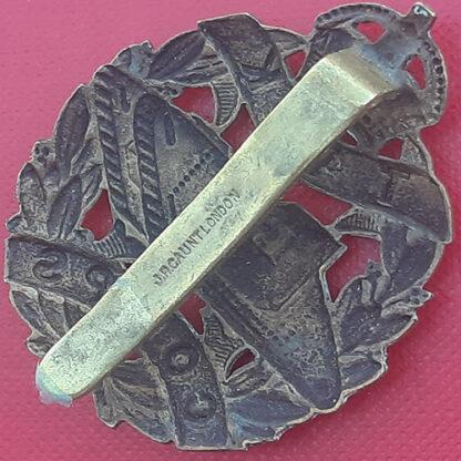 The Tank Corps - King's Crown Gilding Metal (Gaunt) Cap Badge. - Image 2