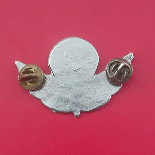 Tunisia Jump Wing - White Metal Beret Badge. - Image 2