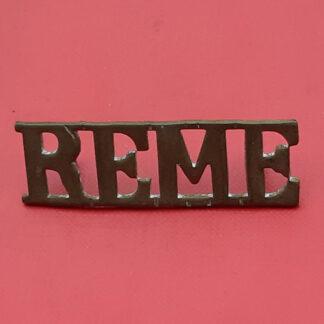 Royal Electrical & Mechanical Engineers - Gilding Metal Shoulder Title.
