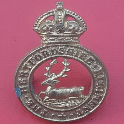 The Hertfordshire Regiment - King's Crown Gilding Metal Cap Badge.