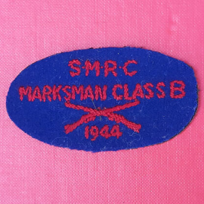 The Society Of Miniature Rifle Clubs - 1944 Marksman Class B Woven Cloth Badge.