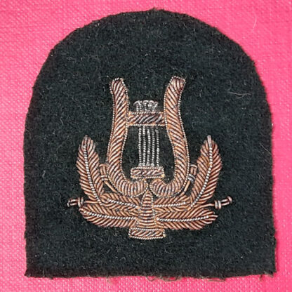 Royal Marines Bandsman - Gold Wire Bullion On Lovat Green Badge.