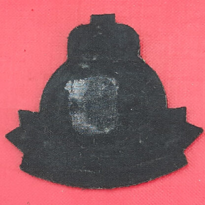(Canada) The Prince Edward Island Regiment - Queen's Crown Bullion Cap Badge. - Image 2