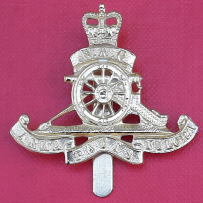 The Honourable Artillery Company - Queen's Crown Gold Anodised Beret Badge.