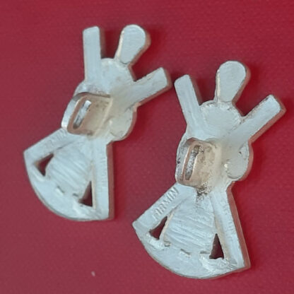 The Royal Highland Regiment (The Black Watch) - Officer's & S.N.C.O's Silver Plate Collar Badges. - Image 2