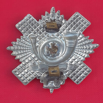 The Highland Light Infantry Territorial Battalion - Queen Victoria's Crown White Metal Cap Badge. - Image 2