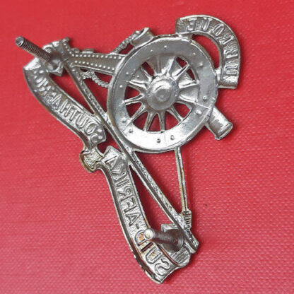 (South Africa) South African Artillery - White Metal Cap Badge. - Image 2