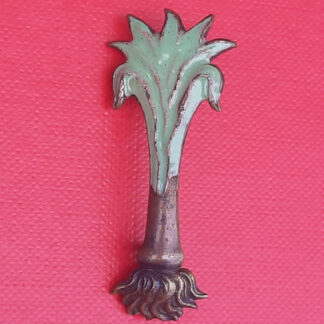 The Welsh Guards - Gilding Metal & Enamelled Sweetheart Badge.