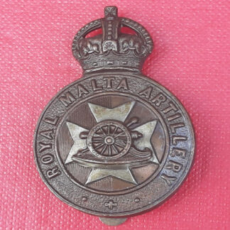 The Royal Malta Artillery - King's Crown Bi Metal Cap Badge.