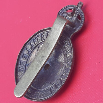 The Royal Malta Artillery - King's Crown Bi Metal Cap Badge. - Image 2
