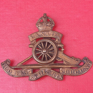 (Canada) The Royal Canadian Artillery - King's Crown Gilding Metal Cap Badge.