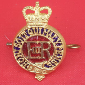 The Household Cavalry - Queen's Crown Officer's & Warrant Officer's Gilt & Enamelled Cap Badge.