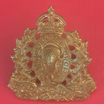 (Canada) The Royal Canadian Mounted Police - King's Crown Gilding Metal Collar Badge.