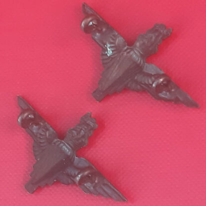 The Parachute Regiment - King's Crown Officer's Service Dress Collar Badges. - Image 2