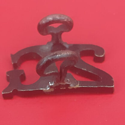 2nd Gurkha Rifles - Blackened Brass Shoulder Title. - Image 2