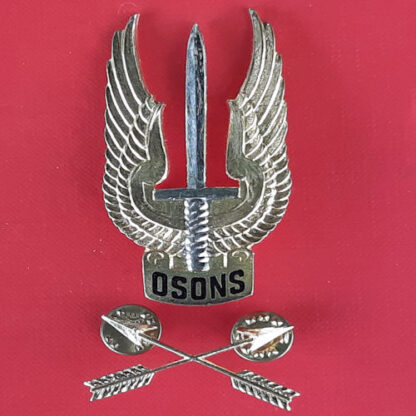 (Canada) The  Osons Special Forces / Paratrooper  - Gold Coloured Cap & Collar Badges.