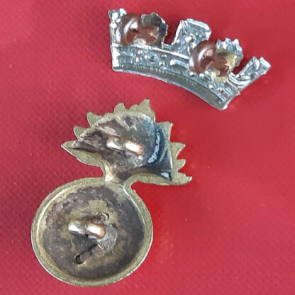 The Royal Irish Fusiliers - Officer's Silver & Gilt Cap Badge - Image 2