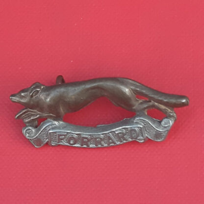 East Riding Yeomanry - Bi Metal Cap / Collar Badge.