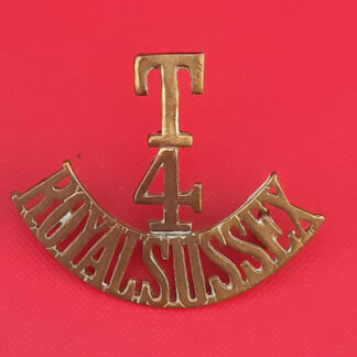 4th Territorial Battalion The Sussex Regiment - Gilding Metal Shoulder Title.