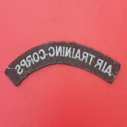 Air Training Corps - Woven Cloth Shoulder Title. - Image 2