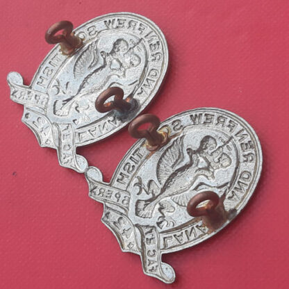 (Canada) The Lanark & Renfrew Scottish Regiment - White Metal Collar Badges. - Image 2