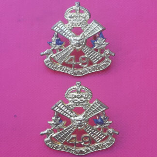 (Canada) The Edmonton Regiment - King's Crown Gilding Metal Collar Badges.