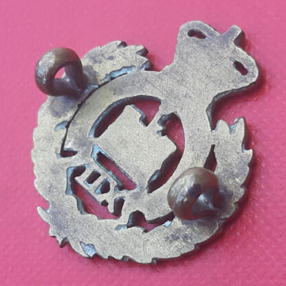 The Suffolk Regiment -  Queen Victoria's Crown Officer's Collar Badge. - Image 2