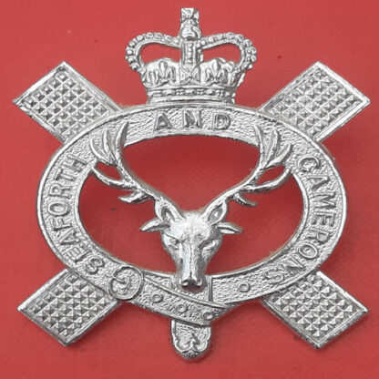 The Queens Own Highlanders - Silver Anodised Pipers' Cap Badge.