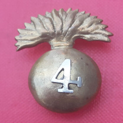 (India) The 4th Grenadiers - Cast Bi Metal Cap Badge.